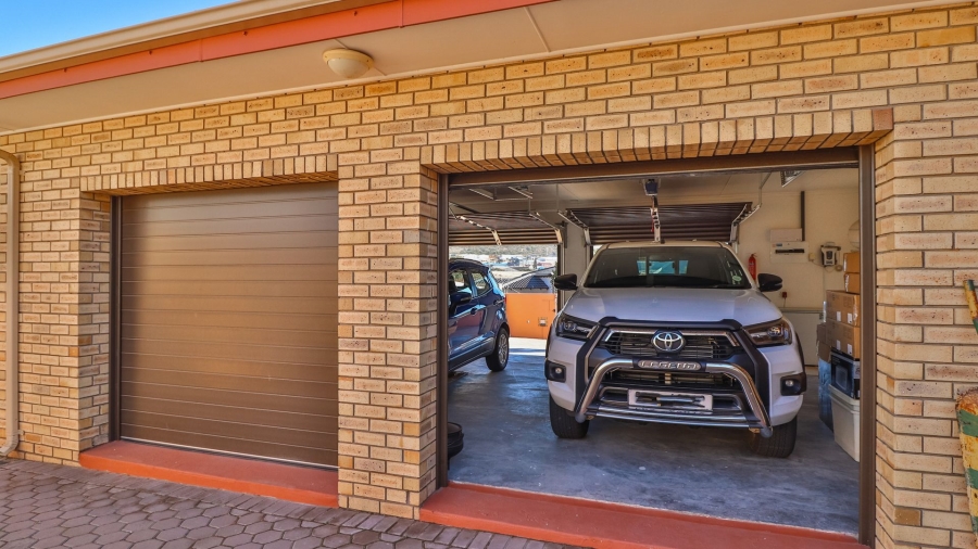 4 Bedroom Property for Sale in Diaz Beach Western Cape